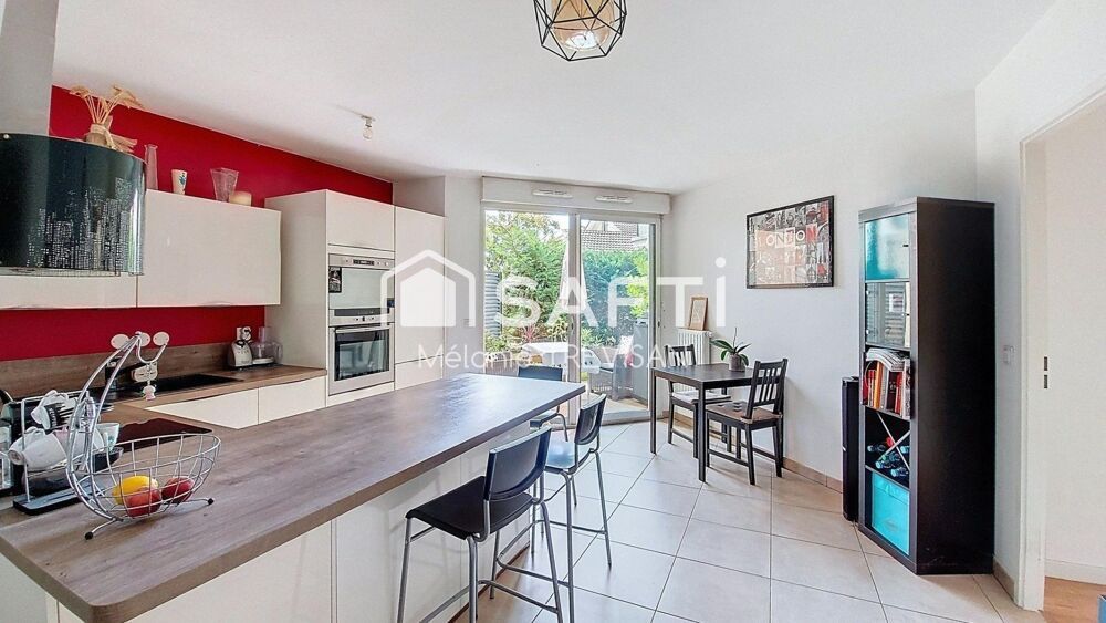 Vente Appartement Antony- Rez de jardin avec 2 chambres, 30 m² de terrasse et jardin à 10 mn du RER B Antony