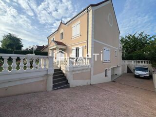  Maison à vendre 8 pièces 260 m²