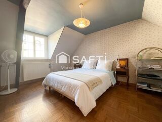  Maison à vendre 10 pièces 165 m²