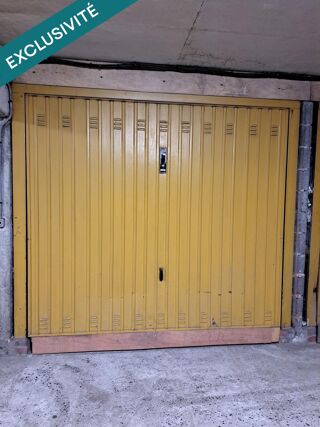  Parking / Garage à vendre 