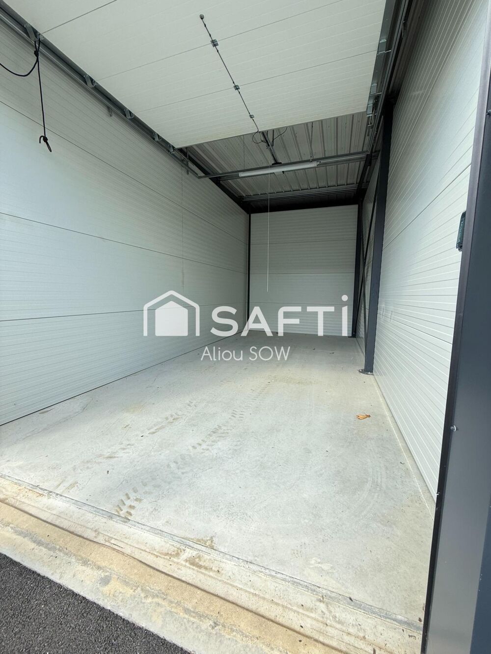Vente Parking/Garage Rentabilité, location, investissement, stockage Aiffres