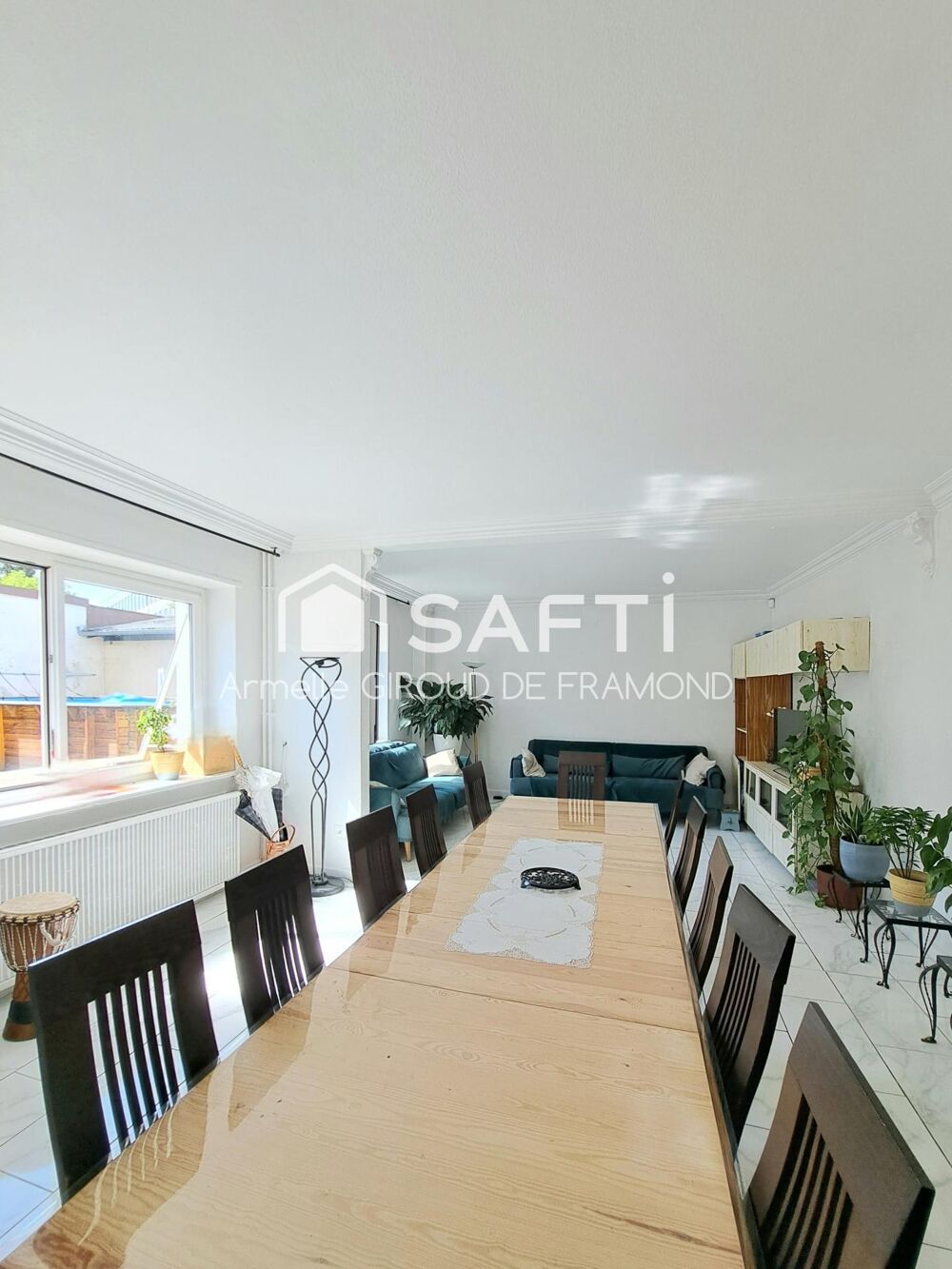 Vente Maison COUP DE CŒUR – BELLE MAISON DE CARACTÈRE AVEC PISCINE, JARDIN ET 4 GARAGES - SANS VIS-À-VIS ET ENVIRONNEMENT CALME EN PLEINE VIL Mulhouse