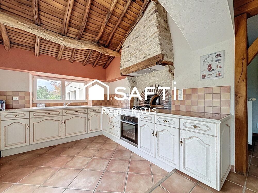 Vente Maison maison en pierre entièrement rénovée, 4 chambres Saint-valerien
