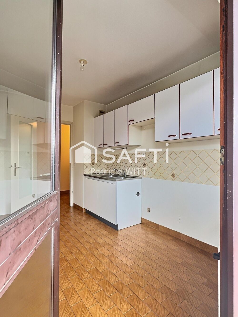 Vente Appartement Coup de cœur assuré pour ce T2 de 56,50 m² à rénover entièrement, et son grand balcon Annemasse