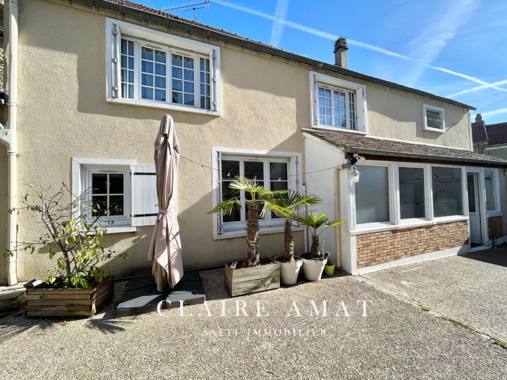 Vente Maison Maison de village avec cour à Auteuil-le-Roi Thoiry