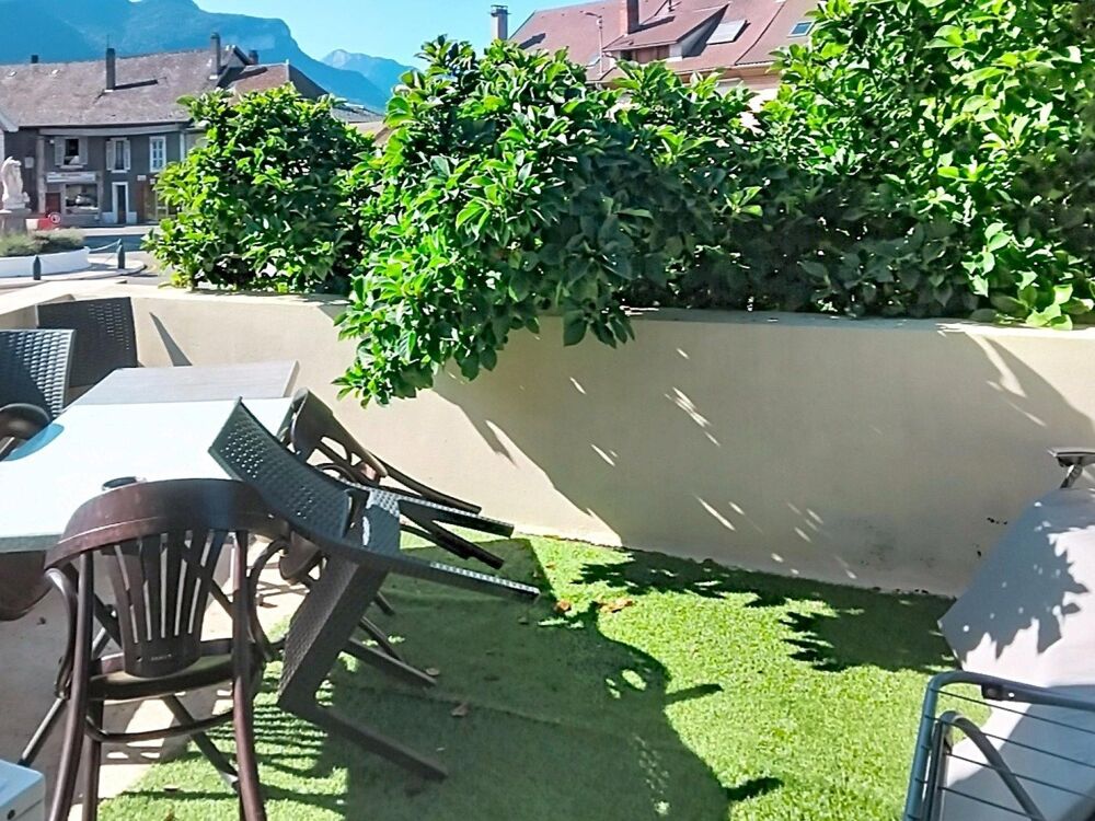 Vente Appartement Appartement de 143m²  indépendant et atypique + un studio de 35m² Les echelles