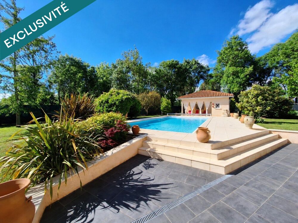 Grande maison familiale 236 m² avec piscine  Calme absolu  À 30 km de Lyon
