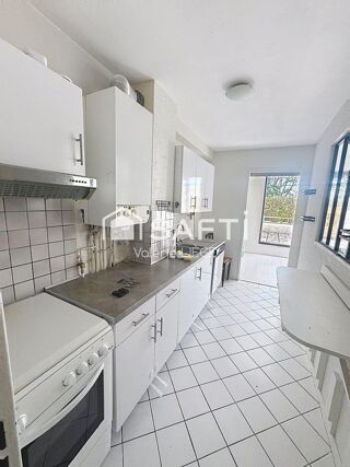 Appartement à louer 3 pièces 76 m²