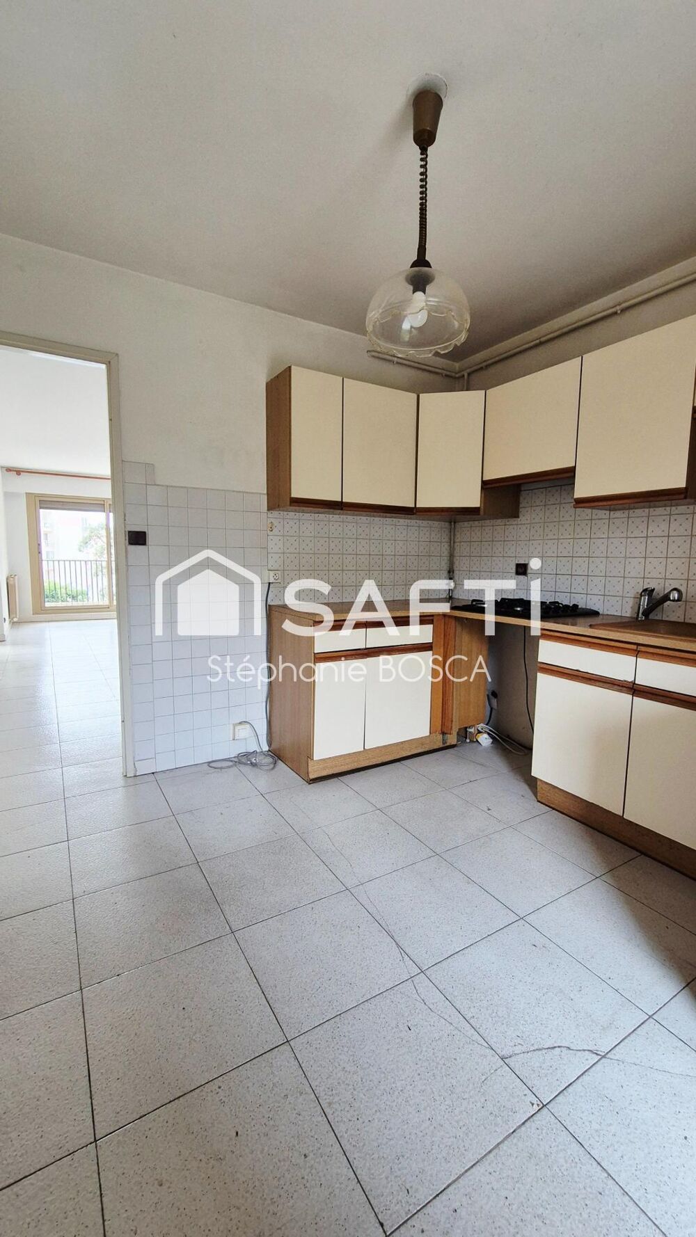 Vente Appartement T4 À RÉNOVER, 2 TERRASSES, 2ème ÉTAGE AVEC ASCENSEUR Ajaccio
