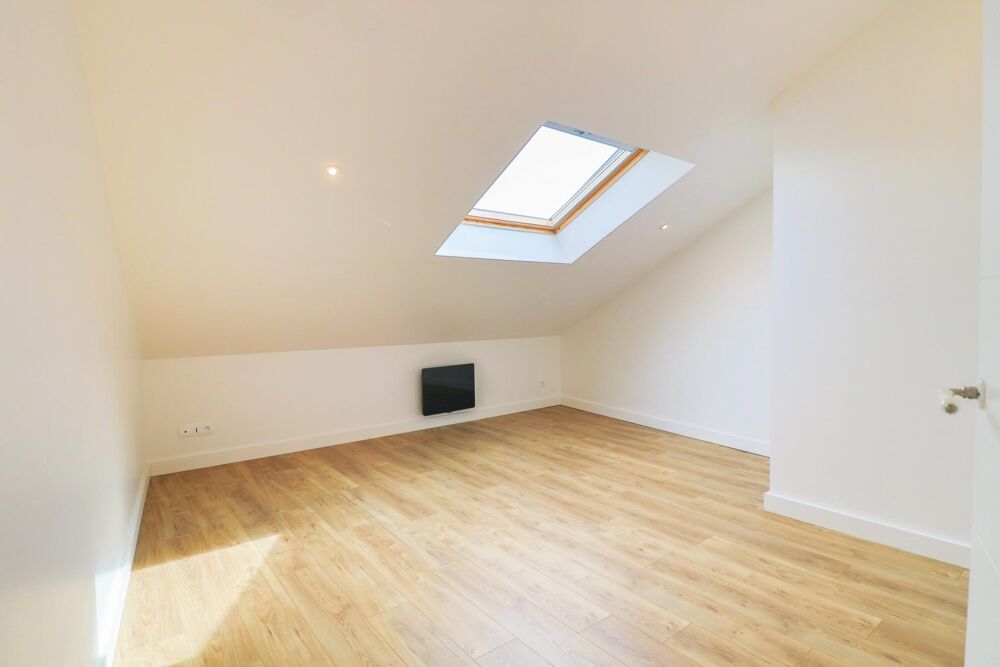 Vente Appartement Duplex T5 Entièrement Rénové avec Parking Couvert Witry-les-reims