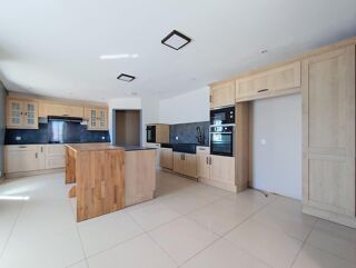  Maison à vendre 6 pièces 275 m²