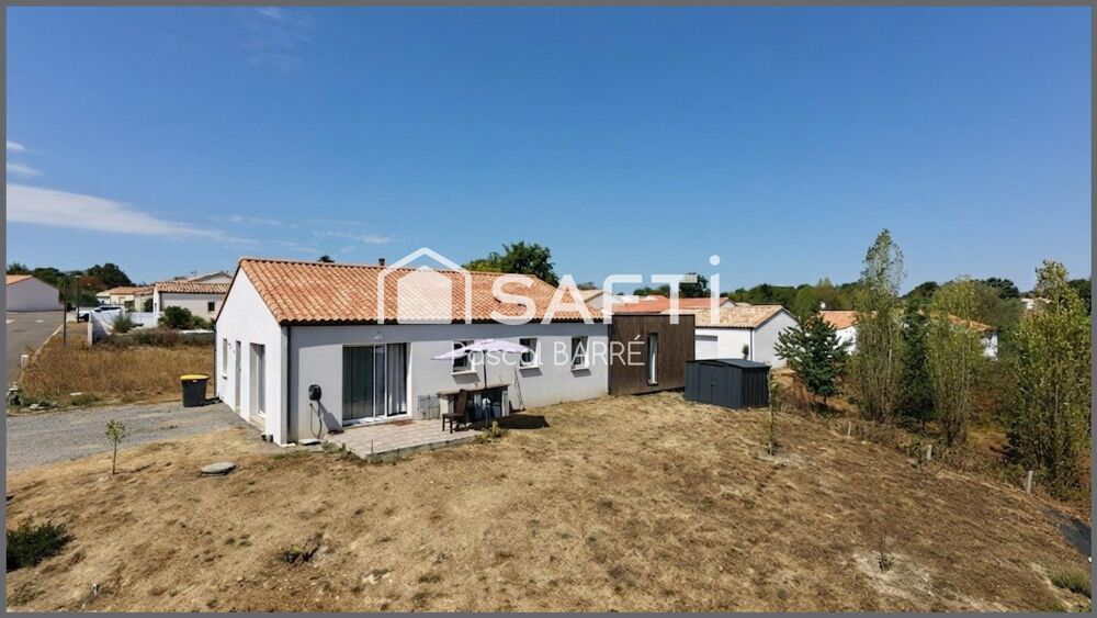 Vente Maison Maison de 2023 - 4 ou 5 chambres aux Achards La chapelle-achard