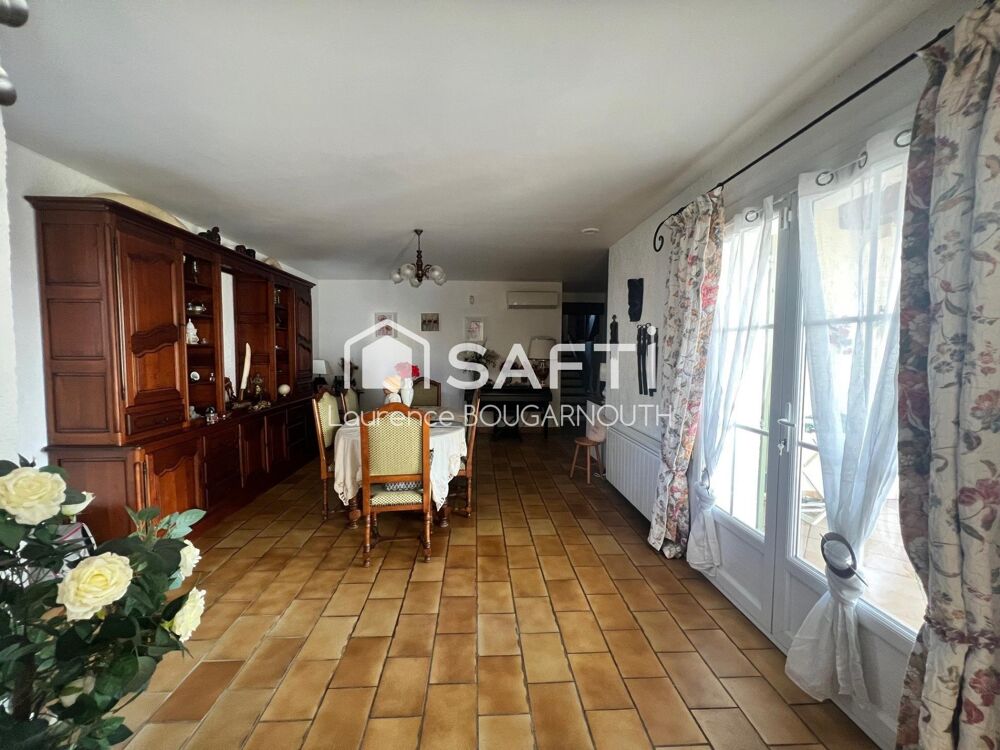 Maison provençale 5 pièces 151 m²- piscine, jardin