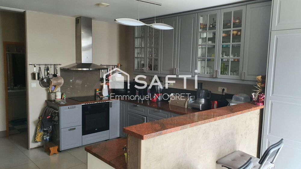 Très belle maison de village en pierre T7 avec 4 chambres