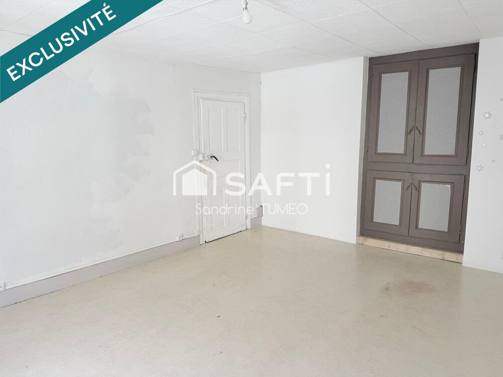 Vente Immeuble Immeuble de rapport avec local commercial loué et appartement duplex – Au cœur de Sellières Sellieres