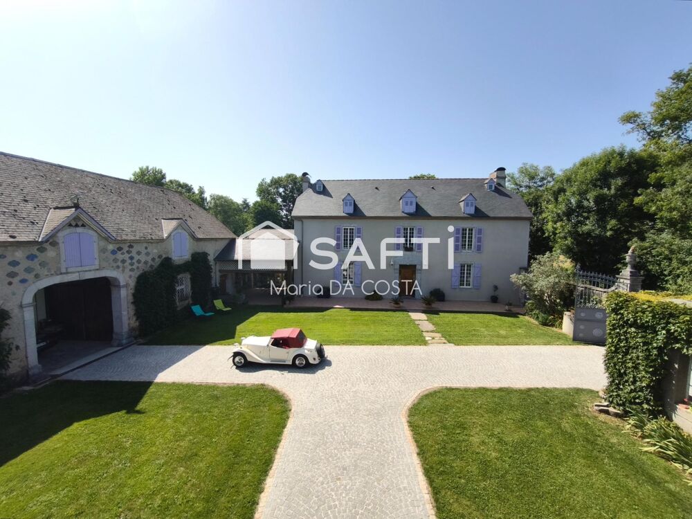 Vente Maison Propriété béarnaise d'exception avec granges historiques, dépendances et vue sur les Pyrénées ! Pau