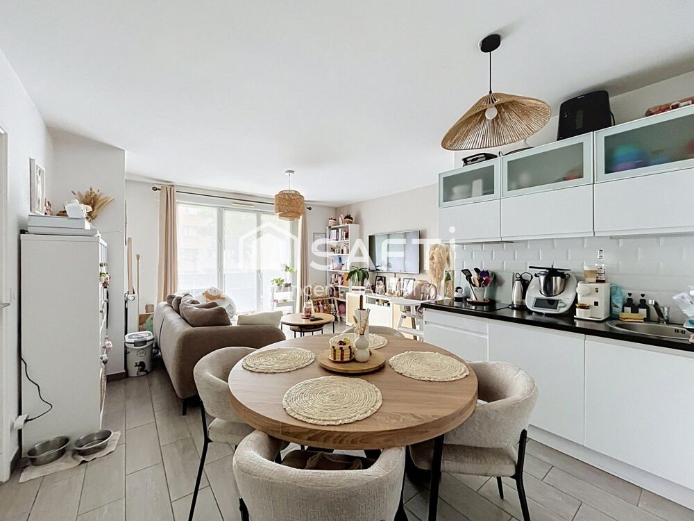 Vente Appartement Très beau T2, proche centre-ville, commerces et transports Acheres