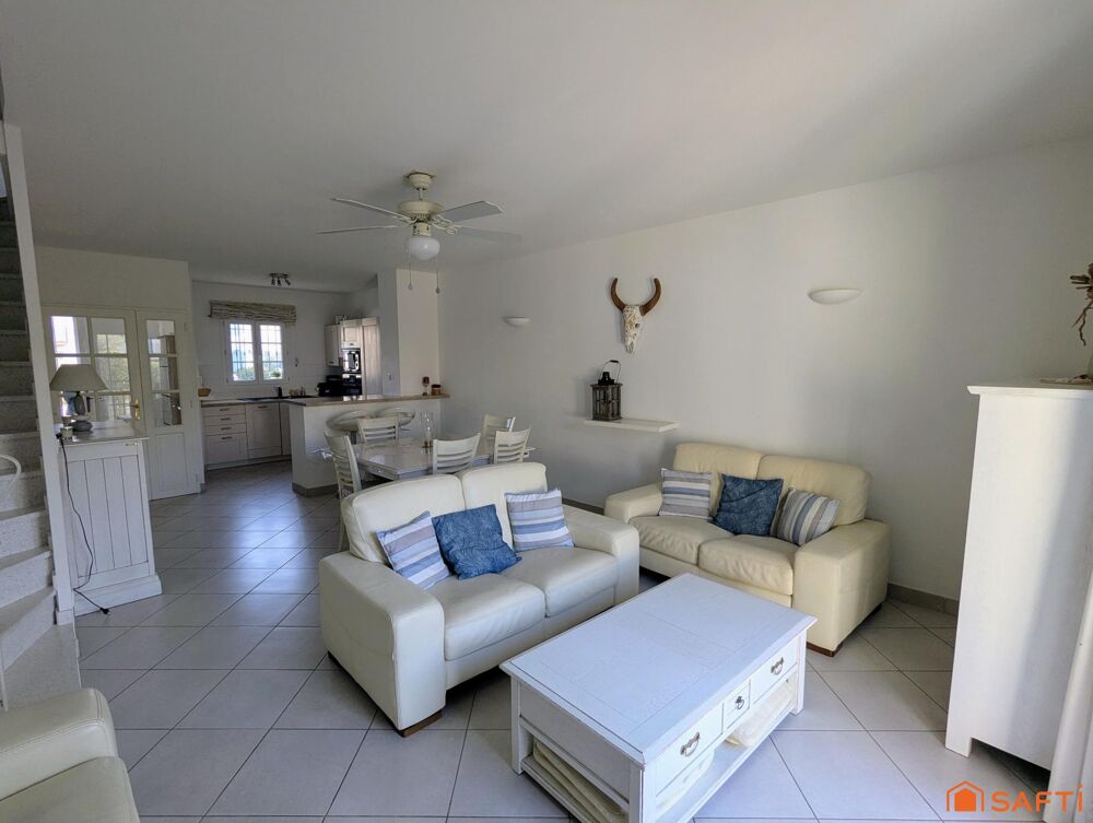 Vente Maison Marina triplex avec amarrage privé, terrasse et solarium Aigues-mortes