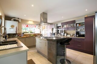  Maison à vendre 10 pièces 276 m²