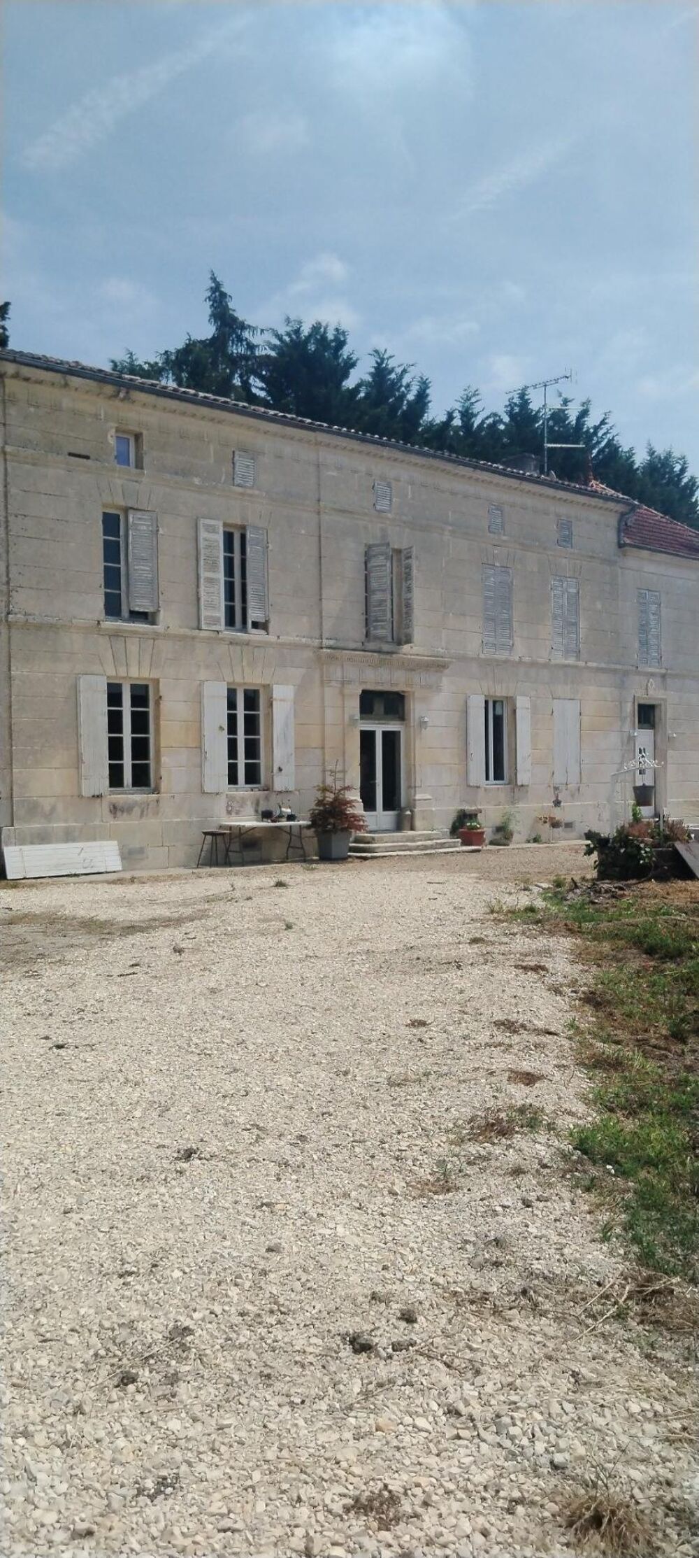 Vente Maison Bel ensemble immobilier, avec Majestueuse maison de Maitre et ses nombreuses dépendances. Mons