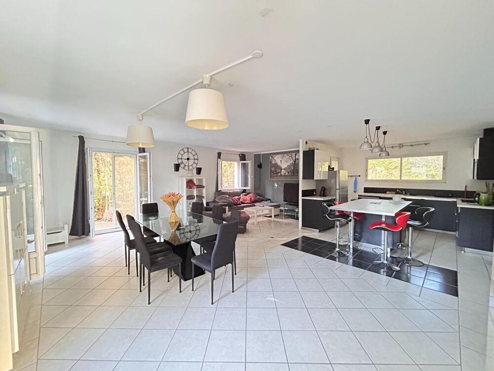 � vendre  Maison Ansouis (84240)