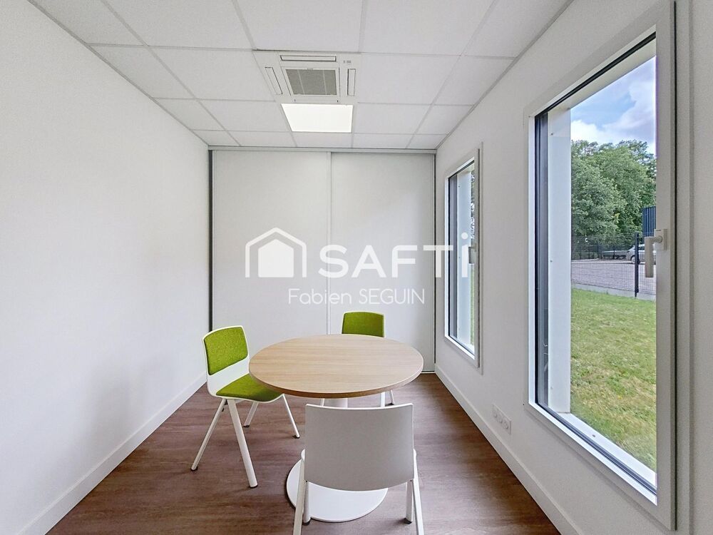   Bâtiment commercial / artisanal, au cœur d'une zone d'activité dynamique ! Sevremoine