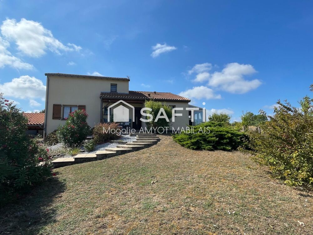 Vente Maison Maison familiale avec piscine, grand sous-sol et vue sur les vignes Juillac-le-coq