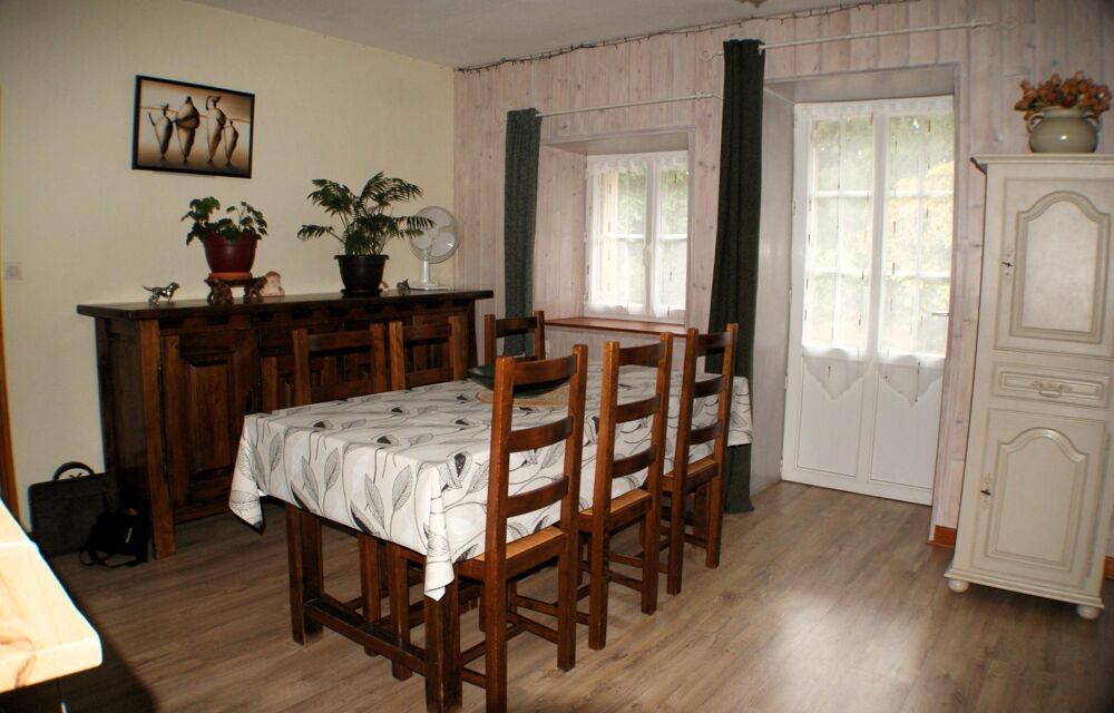 Vente Maison Maison pierre 5 chambres dépendances, terrain clos Saint-maurice-le-girard