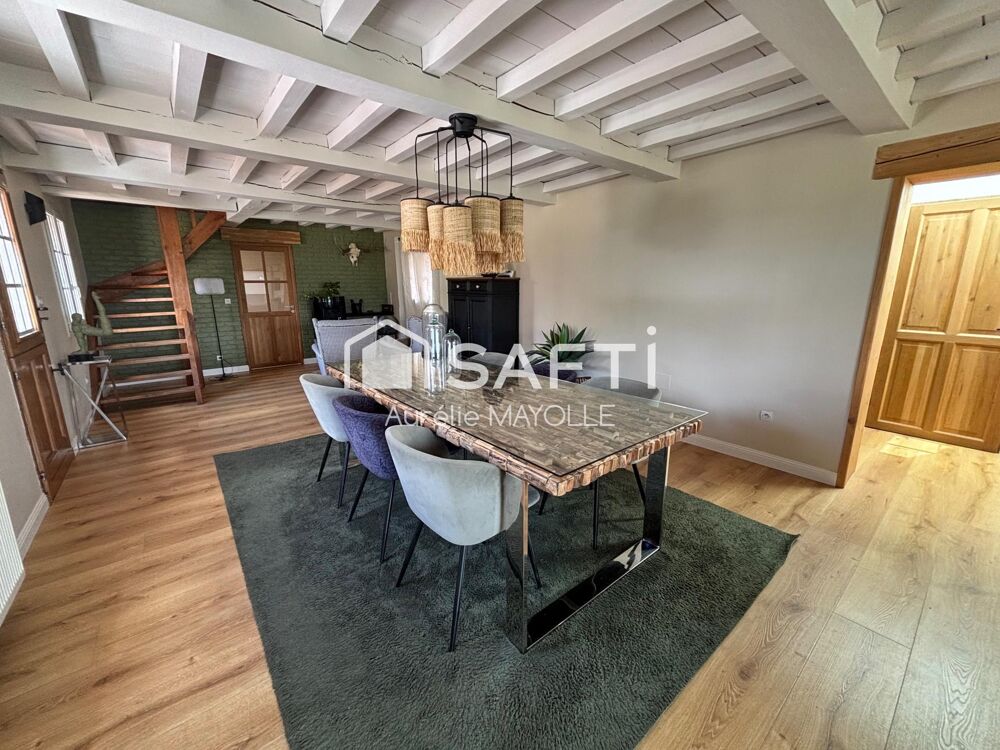 Maison de caractère de 145m2, 4 chambres, jardin, garage, carport