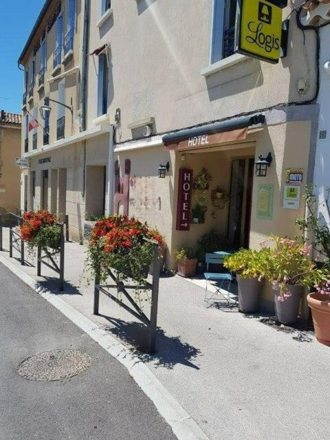   Fonds de commerce Htel-bureau ** - Equip pour reprise immdiate 