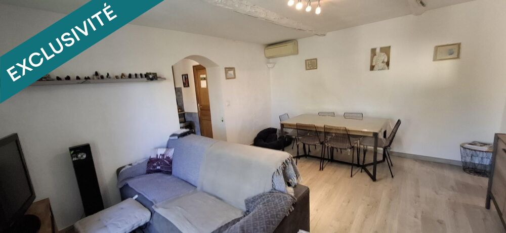 Maison de Maison de village avec terrasse et cuisine d'été, idéalement située au coeur du centre ancien. À découvrir!