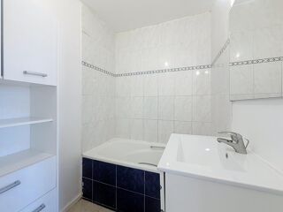  Appartement à louer 3 pièces 58 m²