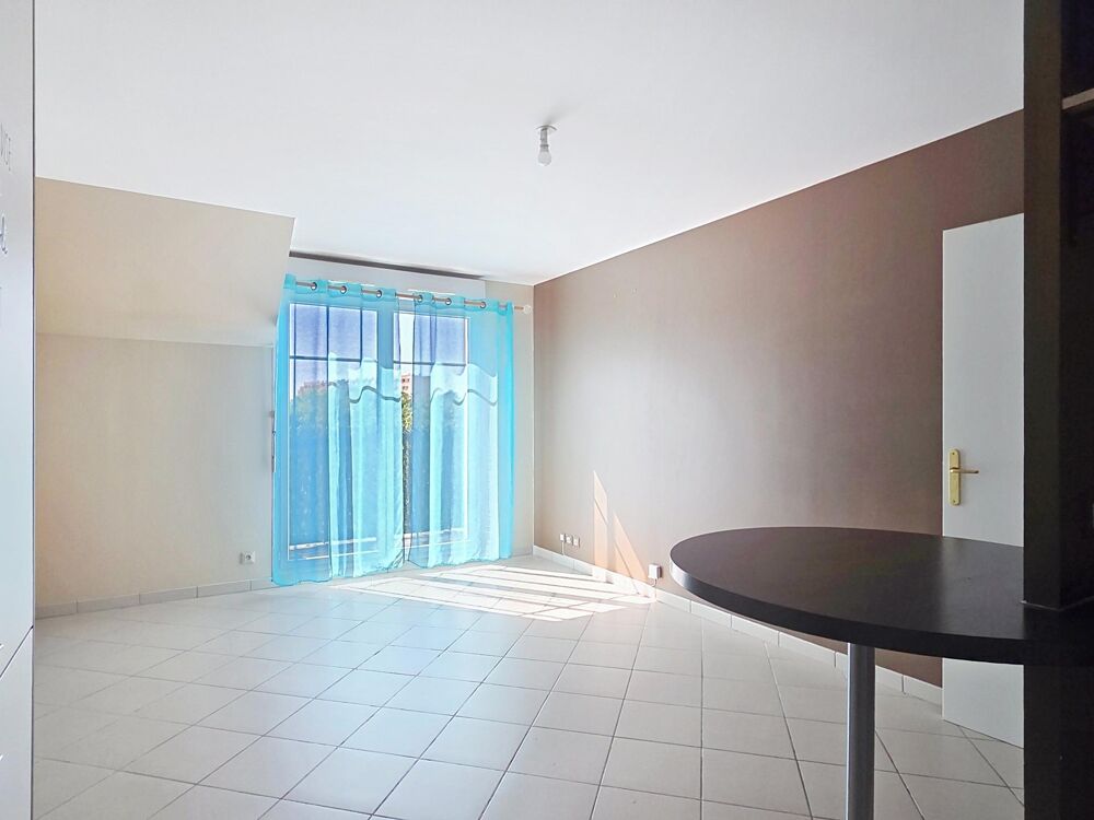 Vente Appartement T3 lumineux avec balcon et double parking, idéal pour bien démarrer ! Mantes-la-ville
