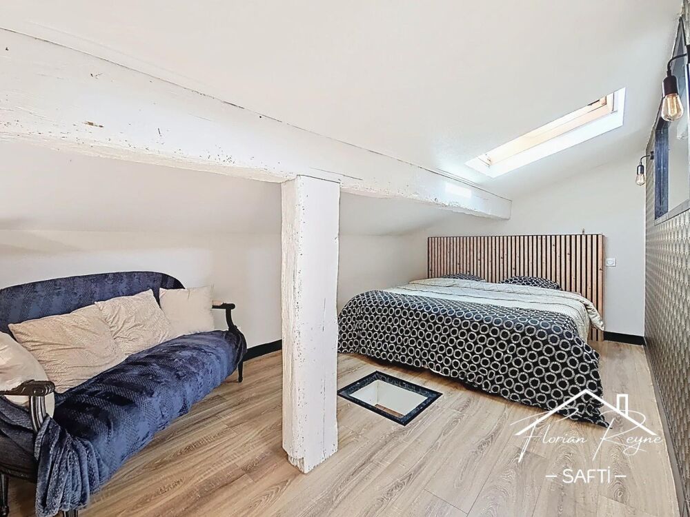 Vente Maison Belle maison en pierre proches des commodités. Parempuyre