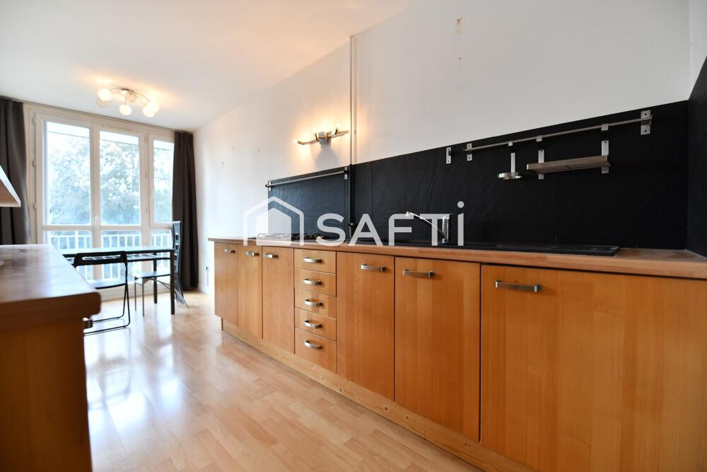 Vente Appartement Bel appartement de quatre pièces ! Ravalement réalisé récemment ! Chilly-mazarin