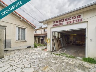  Immeuble � vendre 218 m�