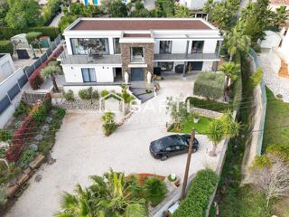  Maison � vendre 9 pi�ces 345 m�