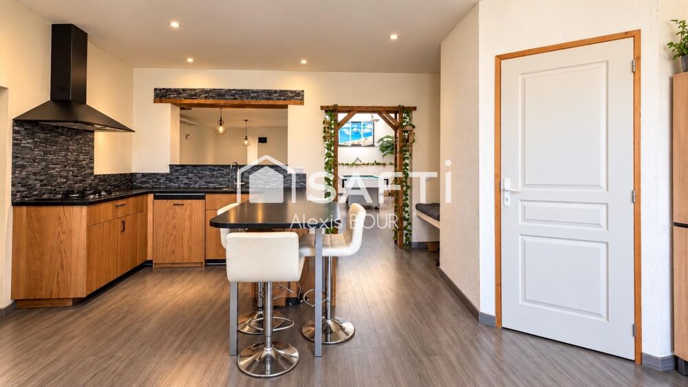 Vente Maison Maison en pierre aux volumes exceptionnels Castelnau-de-medoc