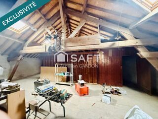  Immeuble à vendre 525 m²