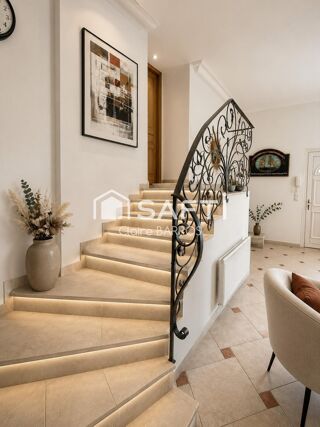  Maison � vendre 8 pi�ces 250 m�