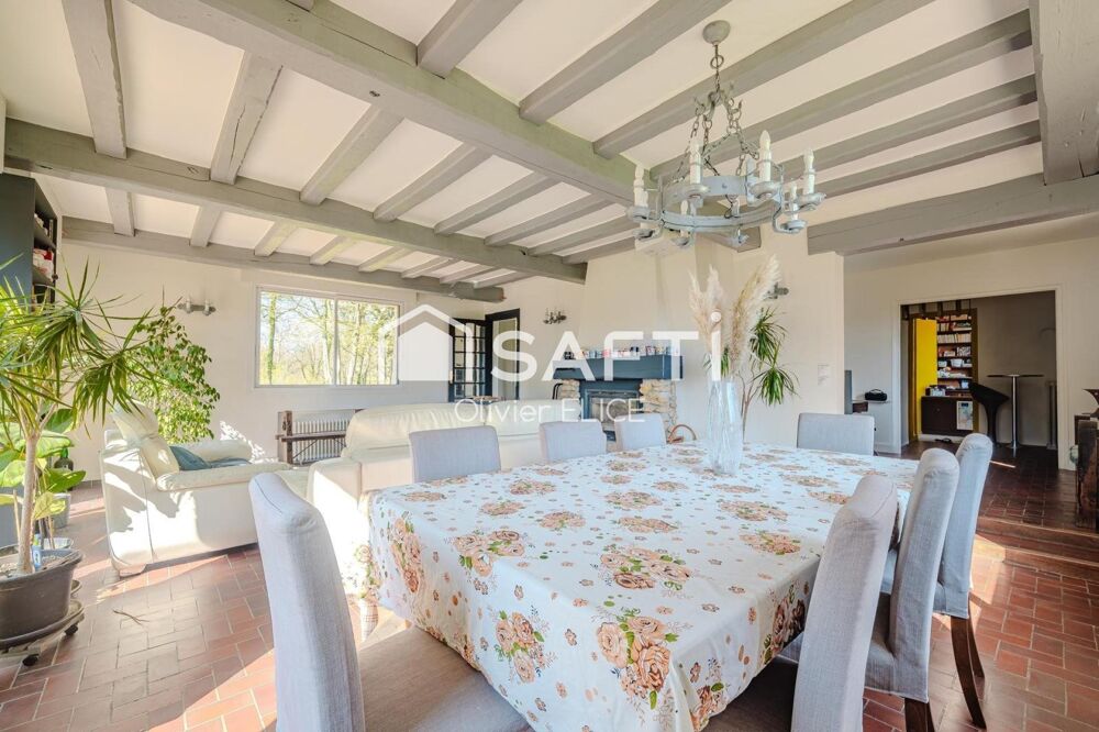 Belle maison dans son écrin de verdure