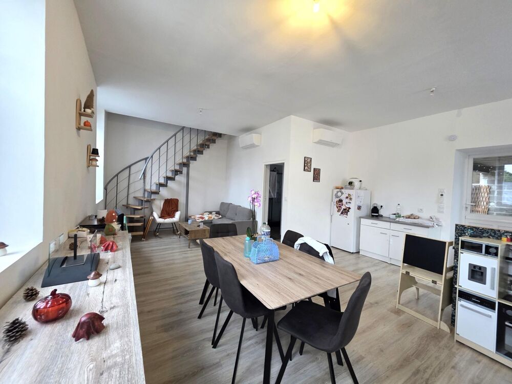 Vente Immeuble Ensemble immobilier 2 maisons avec locataires en place. Le lude