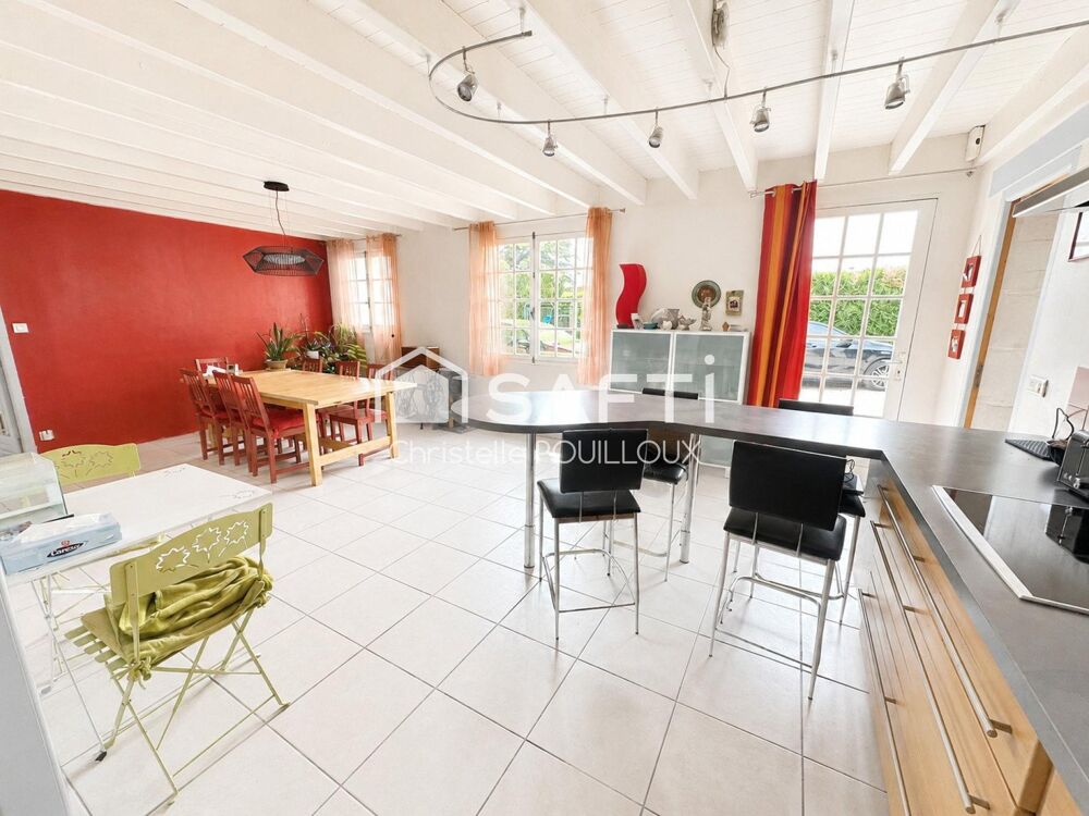 Vente Maison Grande maison familiale avec dépendance et jardin Niort