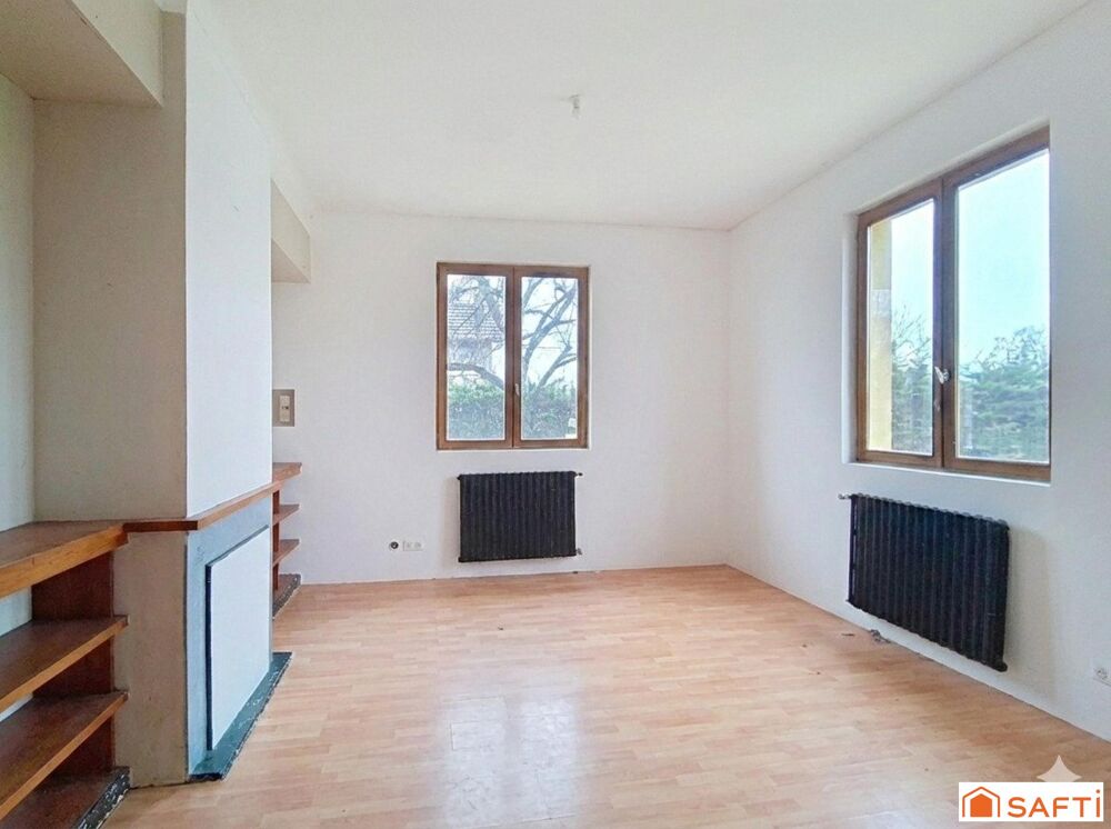 Bien à rénover  Maison + T2 loué sur terrain constructible de 1 025 m²