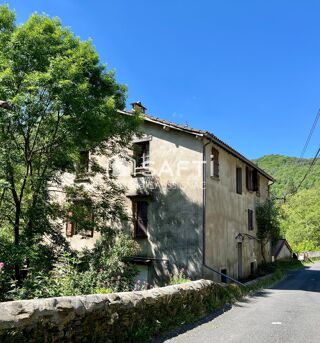  Maison � vendre 9 pi�ces 242 m�