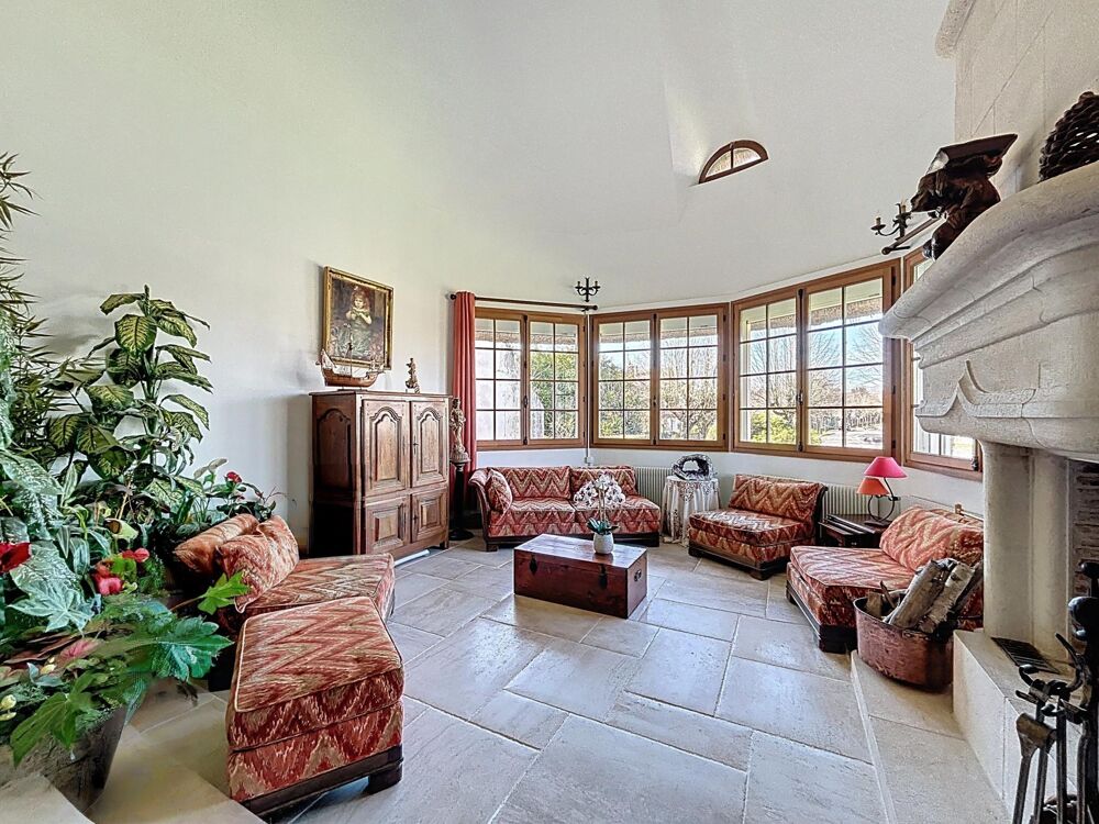 Vente Maison Chaumière 7P, 195m2 et dépendance Le mesnil-saint-denis