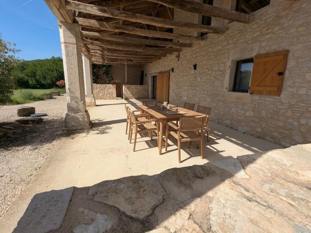 Maison et gîtes prés de Saint-Cirq-Lapopie