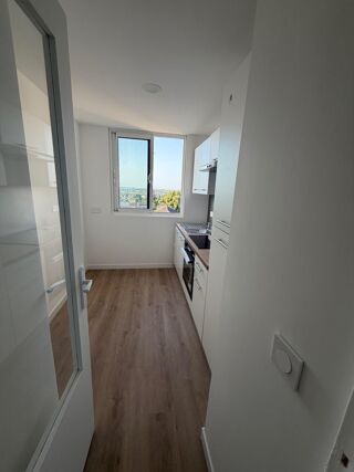  Appartement à louer 4 pièces 68 m²