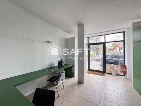 A saisir Locale Commerciale sur BLV. 120000 26500 Bourg-les-valence