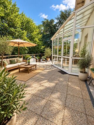  Maison à vendre 7 pièces 379 m²